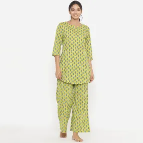 Floweret on Green Loungewear Top Set