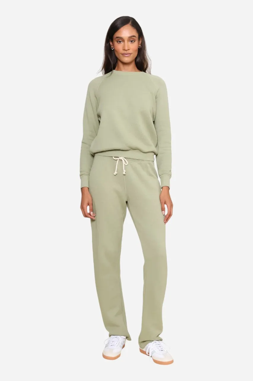 Perfect White Tee Collins Straight Leg Sweatpants in Oil Green